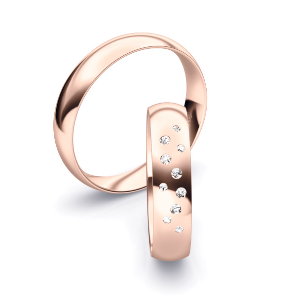 Aufnahme von polierten Rosegold Eheringen mit Sternenhimmel Diamanten in 4,5 mm Breite 