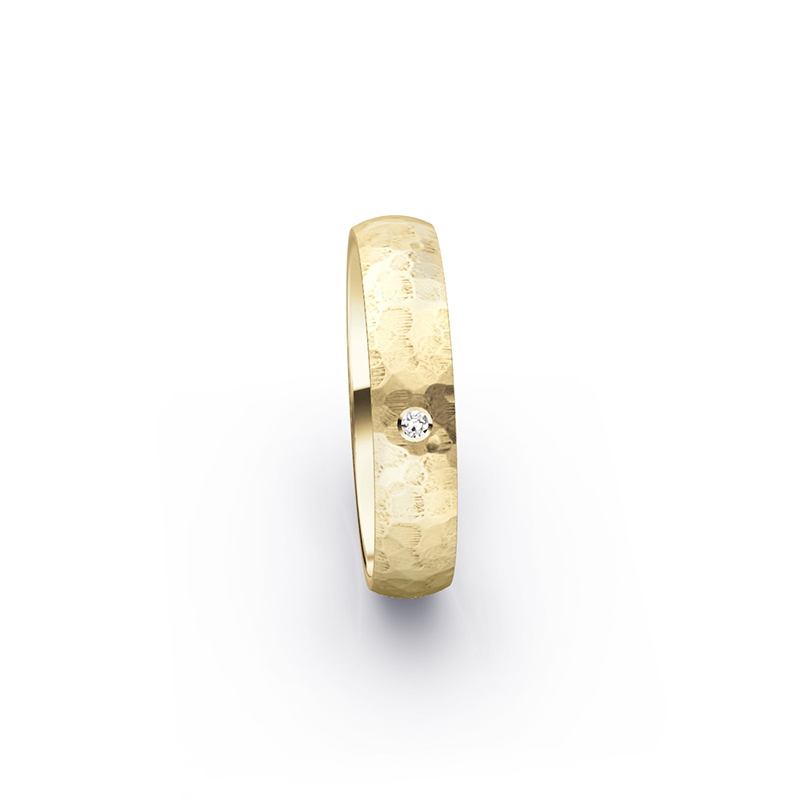 Tolle Gelbgold Eheringe in besonderem Hammerschlag-Design mit Diamanten 6239