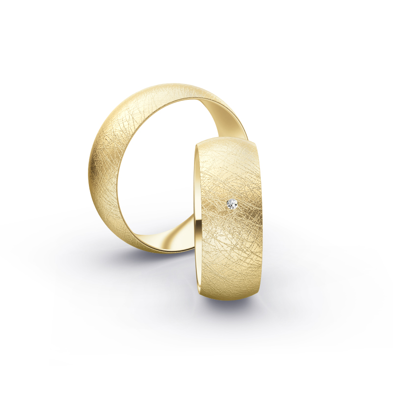 Gelbgold Eheringe mit Diamanten und Eismattierung in 7 mm Breite 