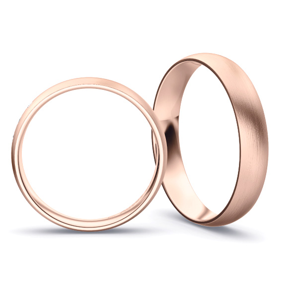 Aufnahme von längsmatten Rosegold Eheringen mit 3 Diamanten in 4 mm Breite