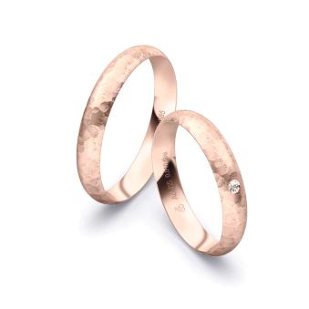 Unvergleichlich schöne Eheringe aus Roségold mit Diamanten 5069