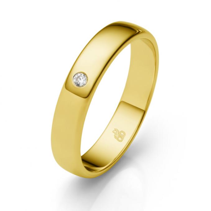 Aufnahme des schmalen Gelbgold Traurings mit Diamanten