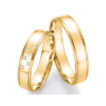 Einzigartige Eheringe aus Gelbgold mit modern gefassten Diamanten 4560073