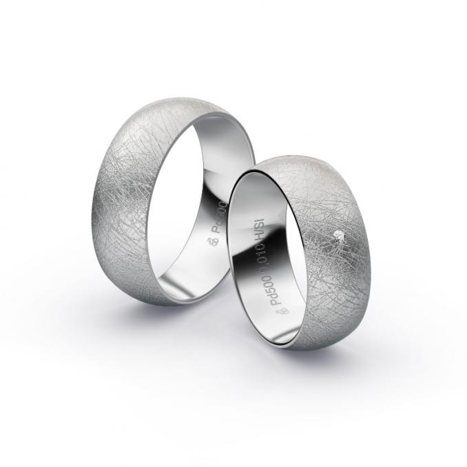 Aufnahme von Eheringen aus Palladium 500 mit Diamanten und Eismattierung