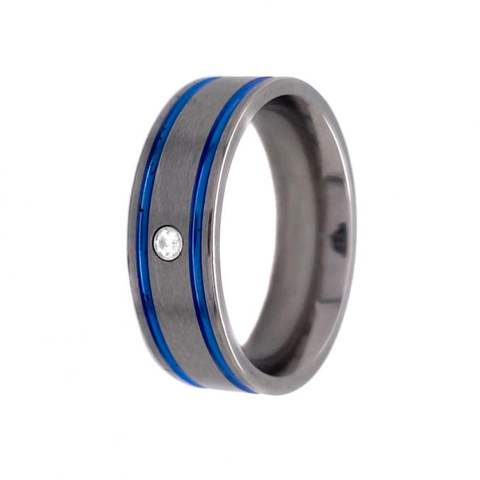 Titan Eheringe mit blauem Streifen und Diamanten mattiert bombiert