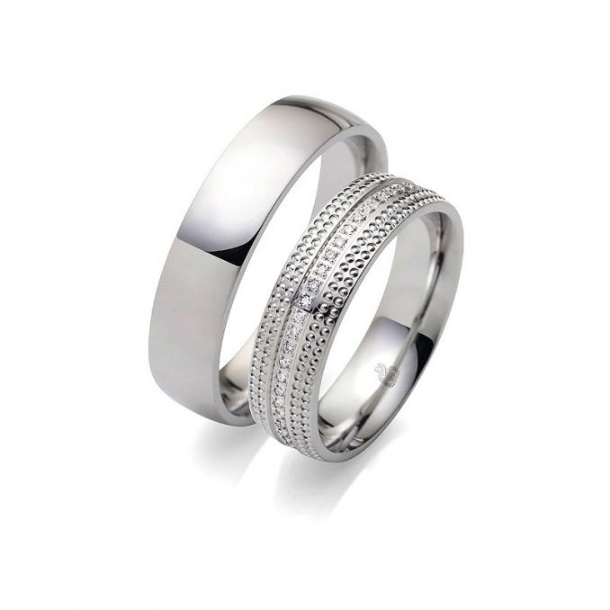 Polierte Palladium Eheringe mit Kreismuster und Diamantenband