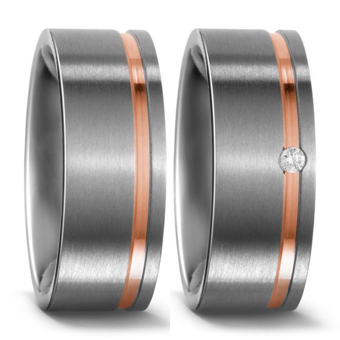 Eheringe Partnerringe aus edlem Titan mattiert mit Rotgoldstreifen und Brillanten von Titan Factory