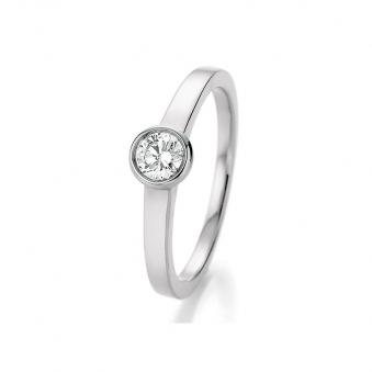 Toller Verlobungsring aus Weissgold mit Diamanten im eleganten Design 121104