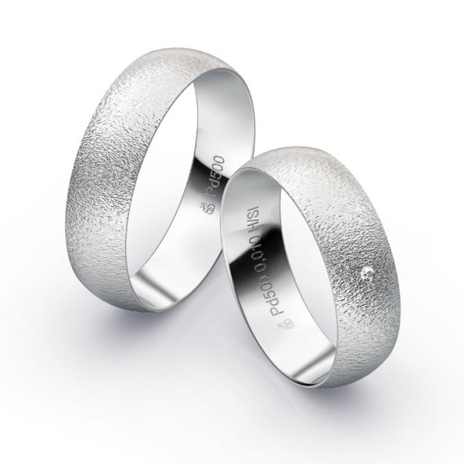 Aufnahme von Eheringen aus Palladium mit Körnung und Diamanten und 6 mm Breite