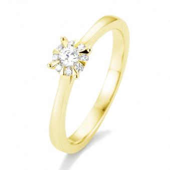 Aufnahme von einem Gelbgold Verlobungsring mit als Blume gefassten Diamanten