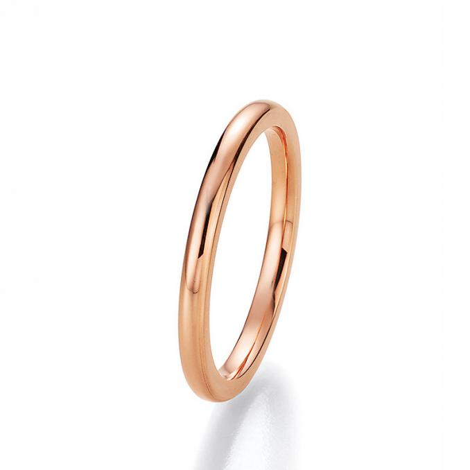 Aufnahme von einem Vorsteckring aus Roségold mit polierter Oberfläche