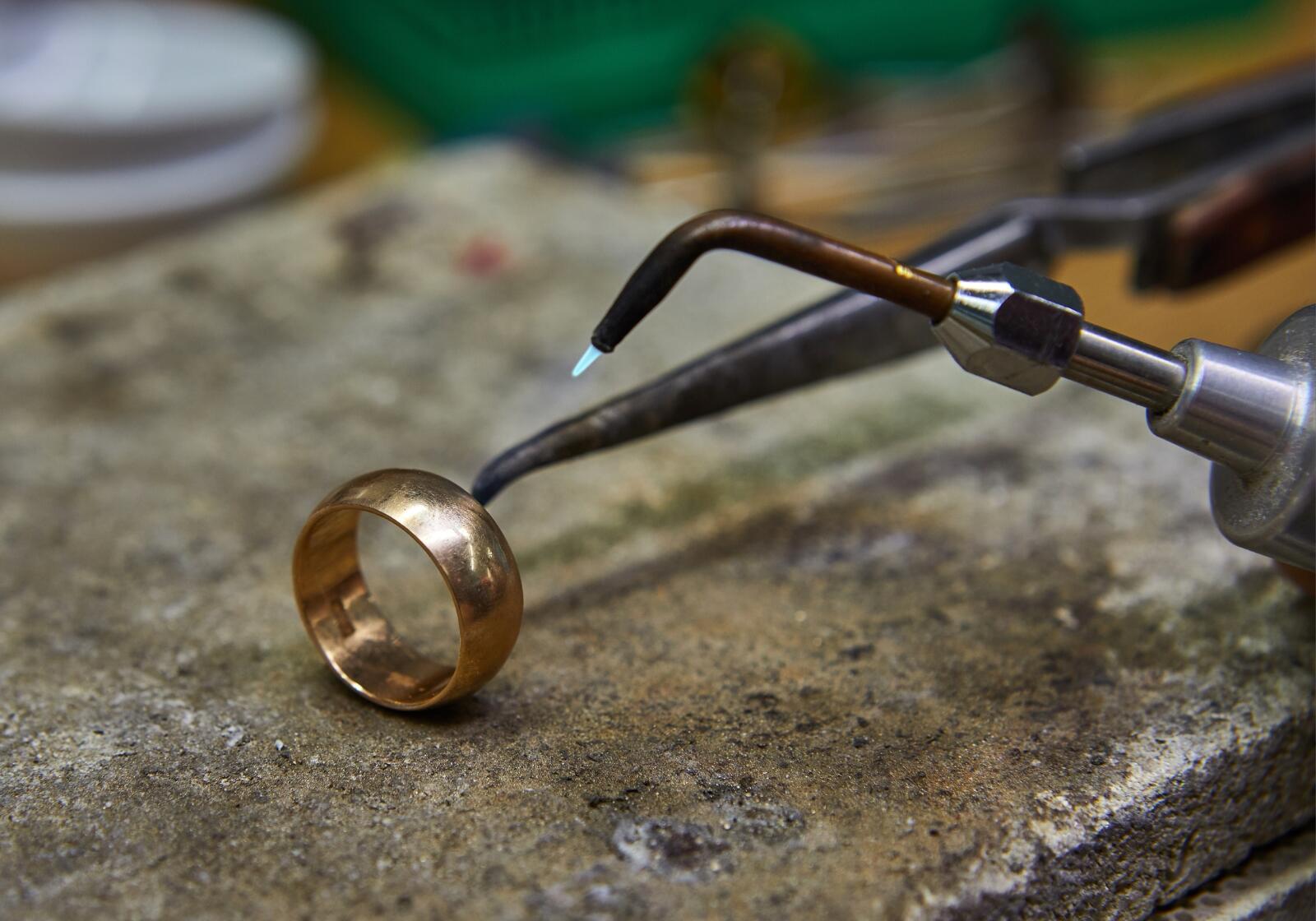 Goldring Herstellung